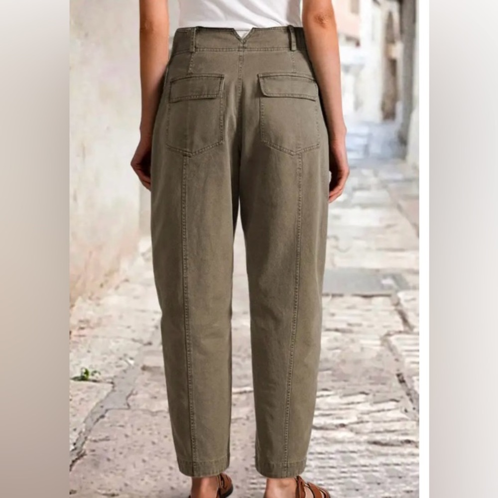 Flamingals Cropped Utility Ankle Pants in Olive - Picture 3 of 10